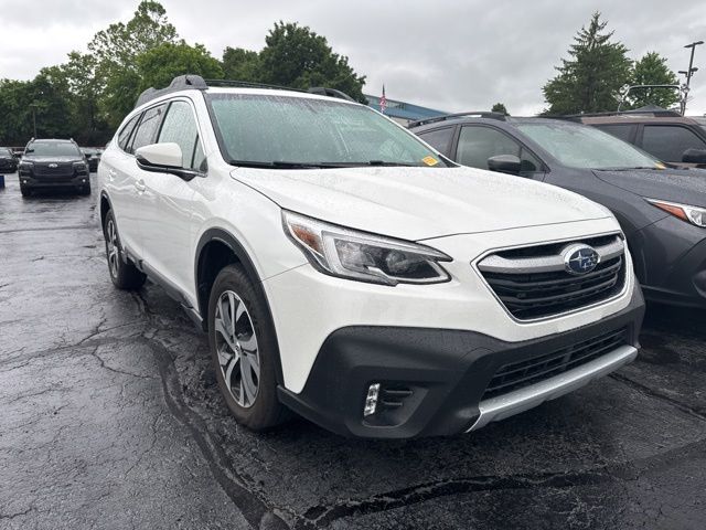 2022 Subaru Outback's photo