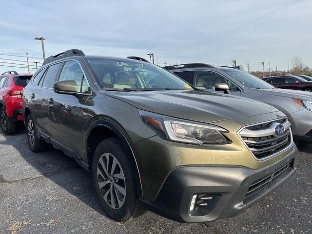 2020 Subaru Outback Premium's photo