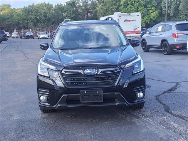 Used 2023 Subaru Forester Limited with VIN JF2SKAPC8PH410986 for sale in Fairfield, OH