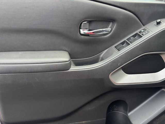 2023 Nissan Frontier SV - Photo 14