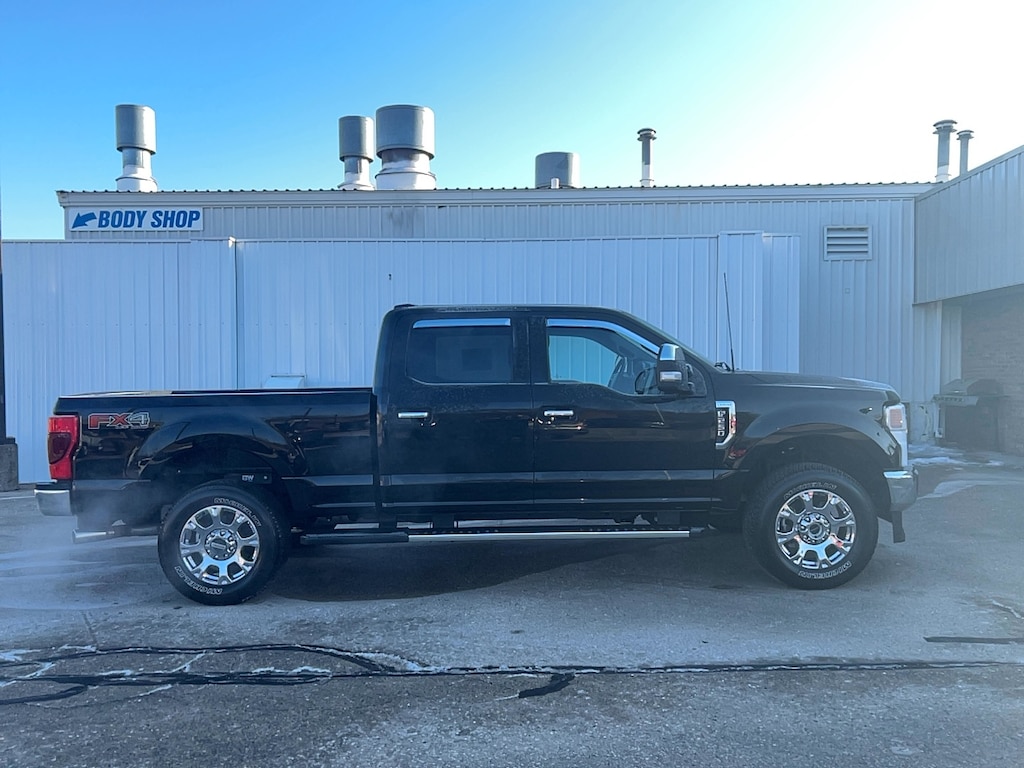 Used 2022 Ford F-250 Super Duty Crew Cab Truck