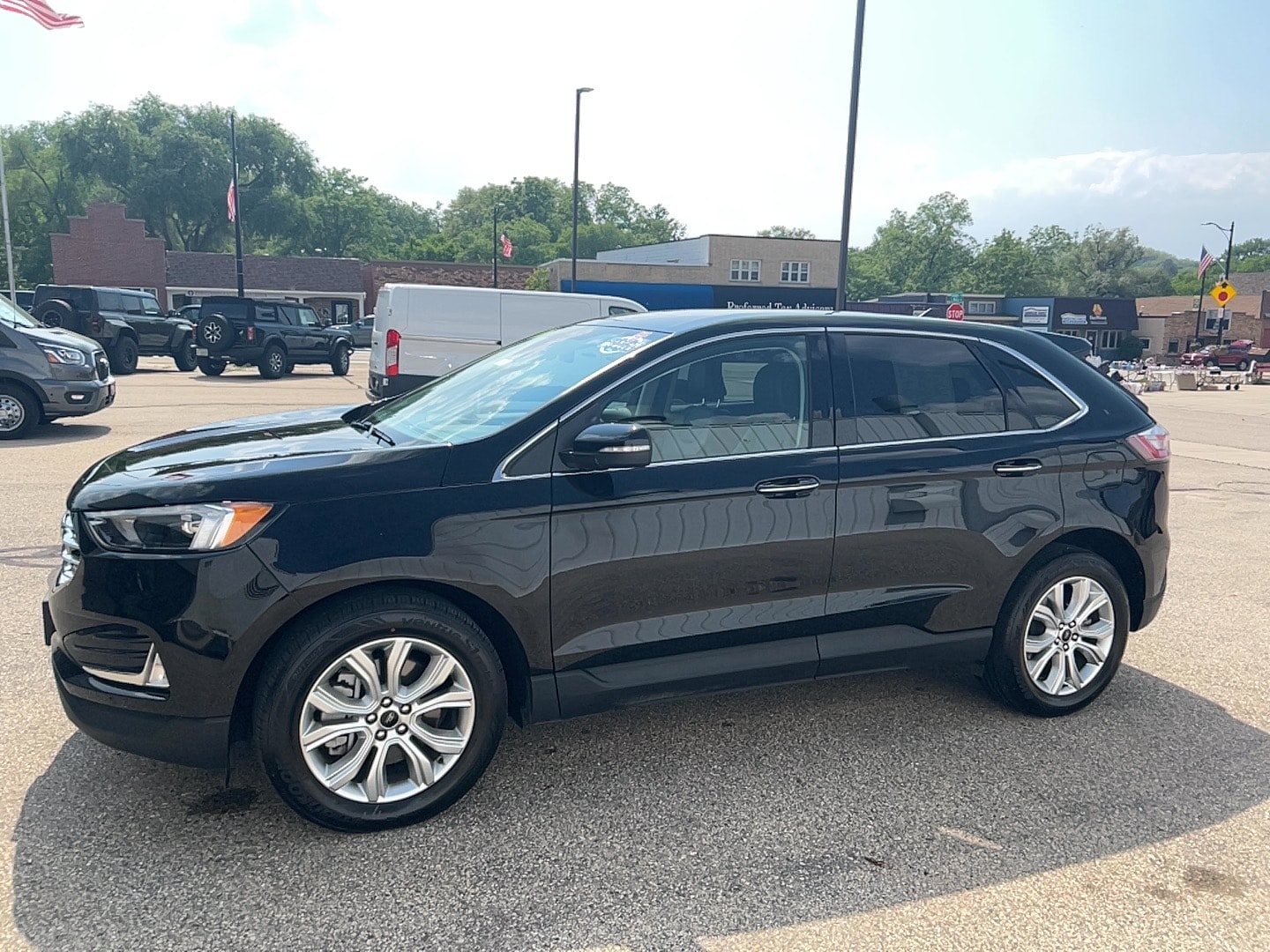 2024 Ford Edge SUV 