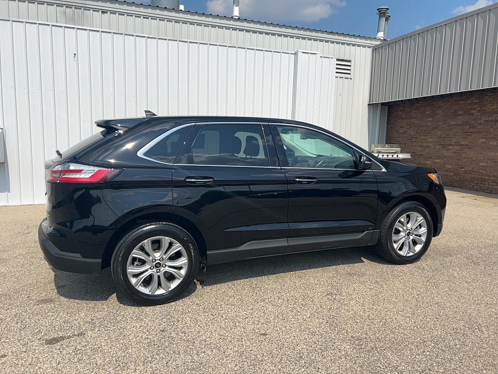 Used 2024 Ford Edge Titanium SUV
