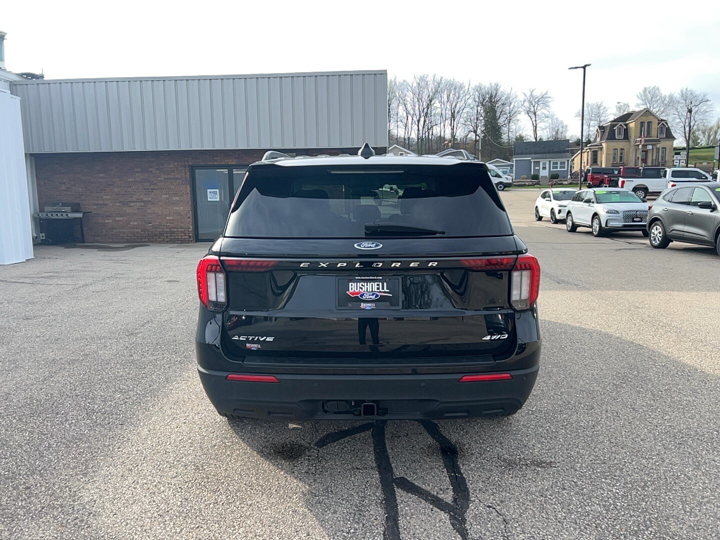 2025 Ford Explorer Active - Photo 7