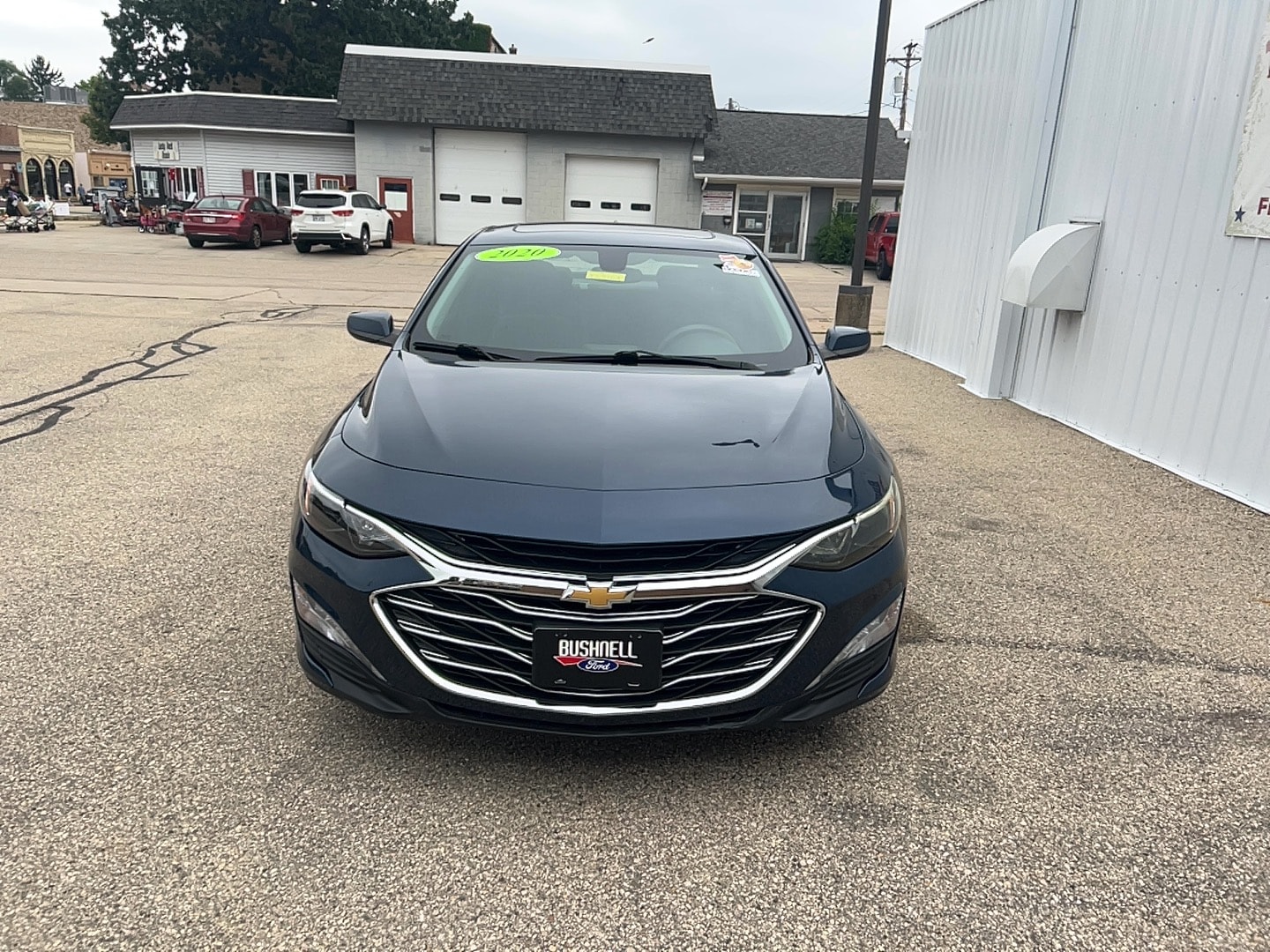 Used 2020 Chevrolet Malibu 1LT with VIN 1G1ZD5ST5LF102663 for sale in Lodi, WI