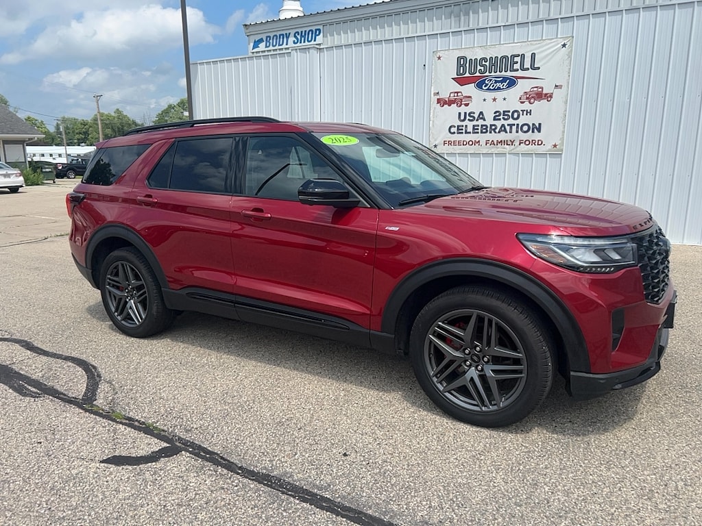Used 2025 Ford Explorer ST-Line SUV