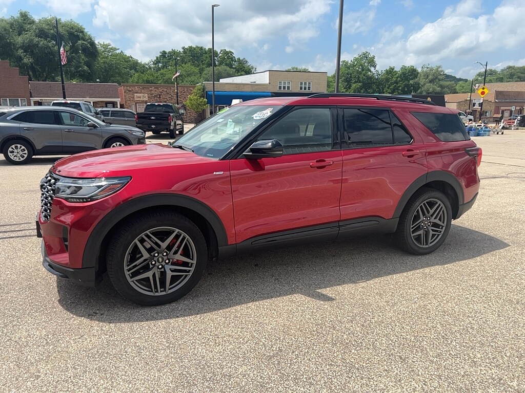 Used 2025 Ford Explorer ST-Line SUV
