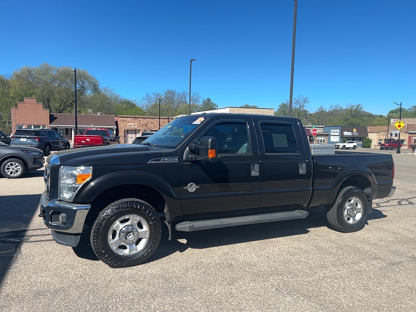 2014 Ford F-250 XLT 4x4 Crew Cab 156 in's photo