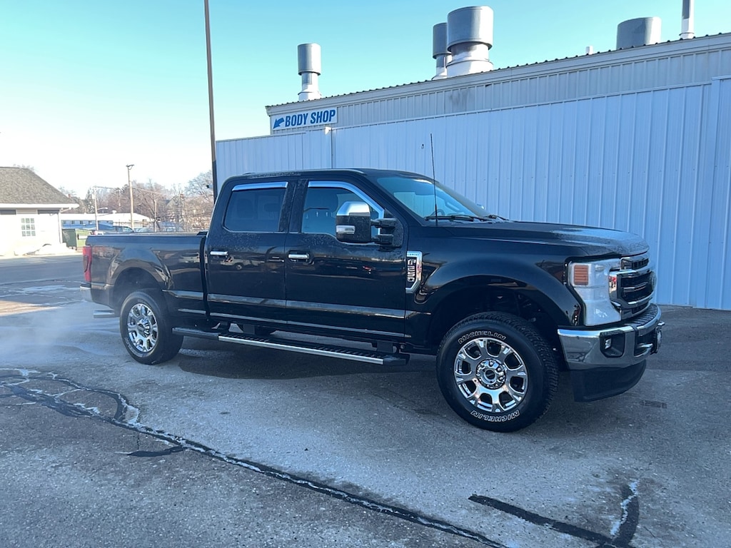 Used 2022 Ford F-250 Super Duty Crew Cab Truck
