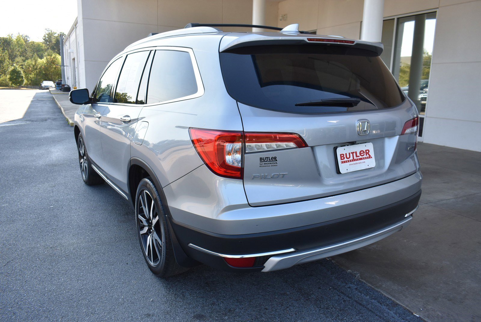 2019 Honda Pilot Touring photo 3