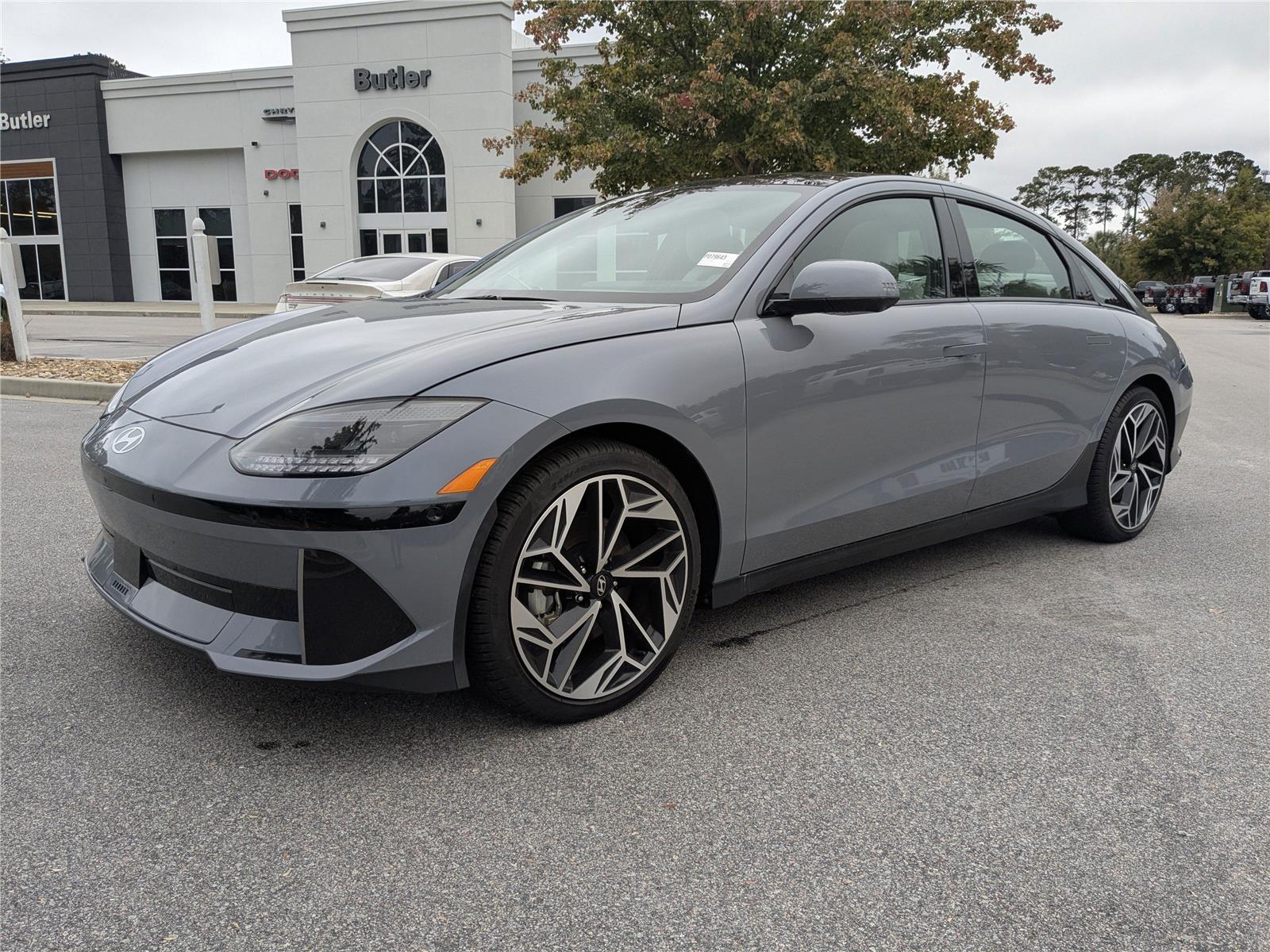 Used 2024 Hyundai IONIQ 6 Limited with VIN KMHM54AA0RA079643 for sale in Beaufort, SC
