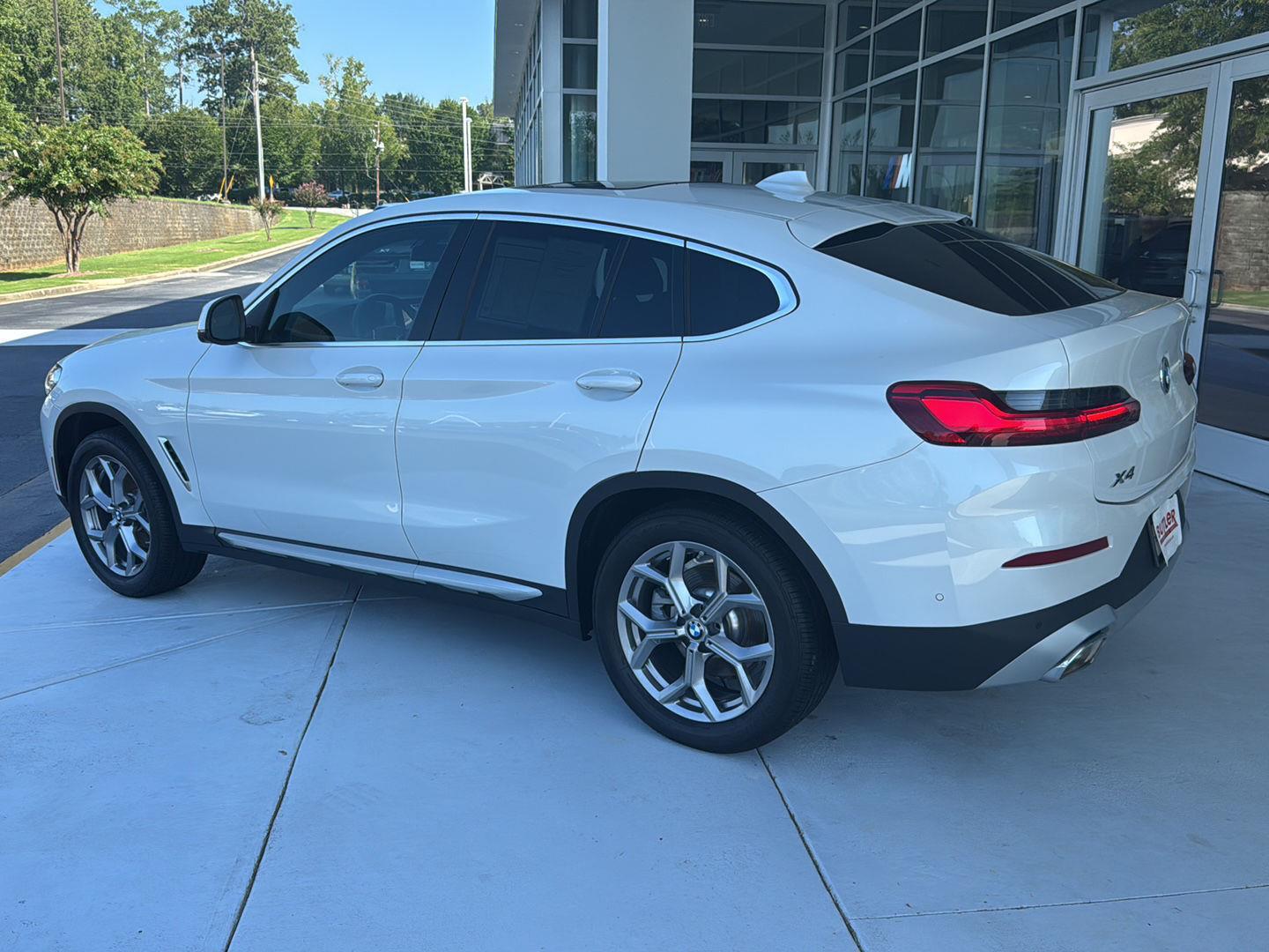 2025 Bmw X4 xDrive30i photo 3