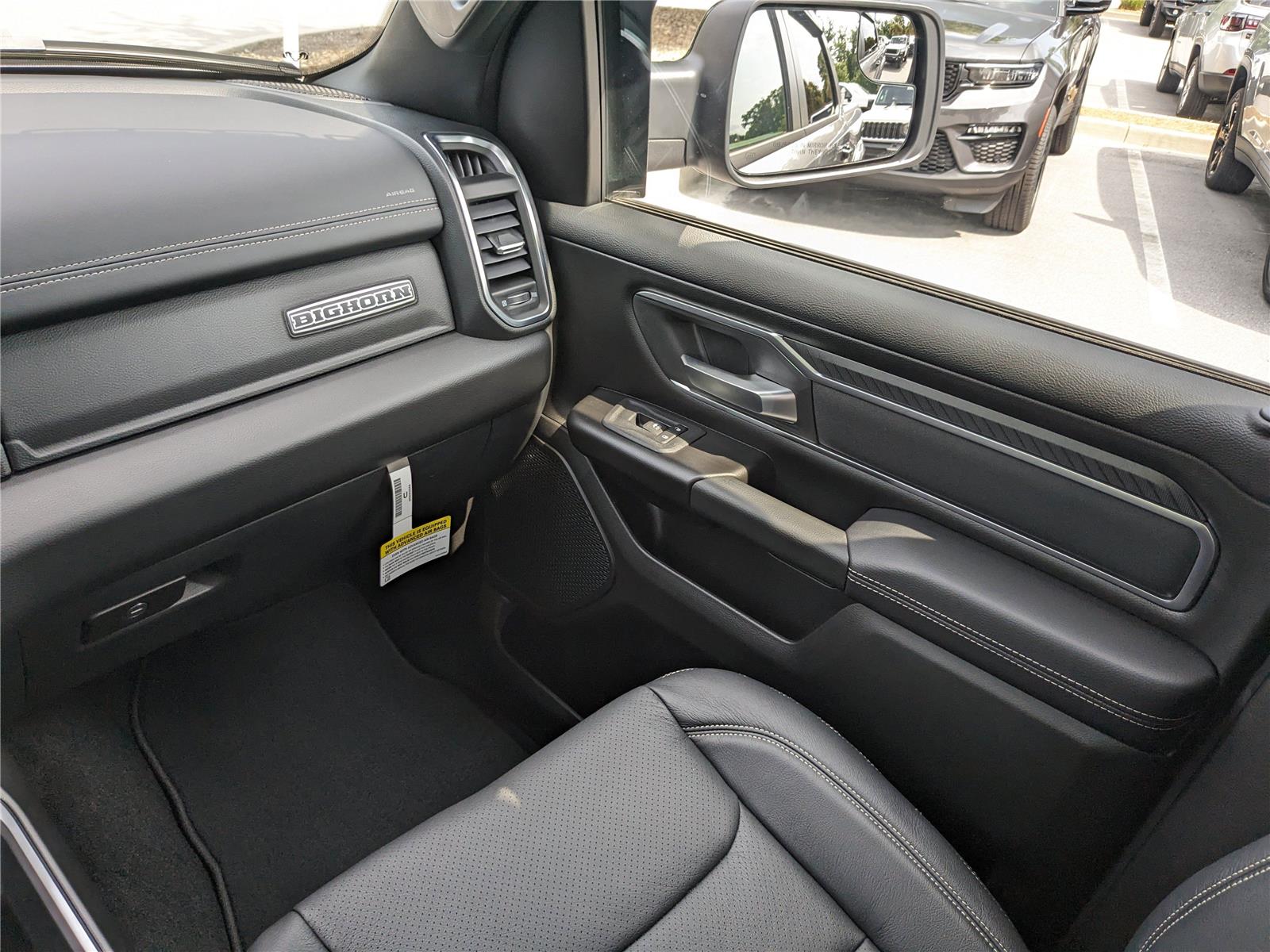 2025 RAM 1500 Big Horn/Lone Star - Photo 17