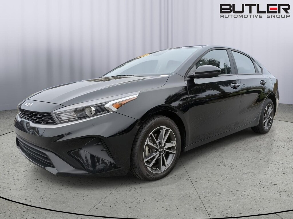 Used 2023 Kia Forte LXS Sedan