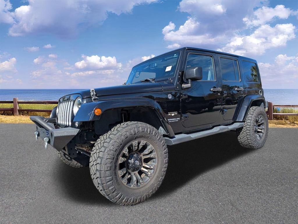 Used 2016 Jeep Wrangler Unlimited Sahara SUV