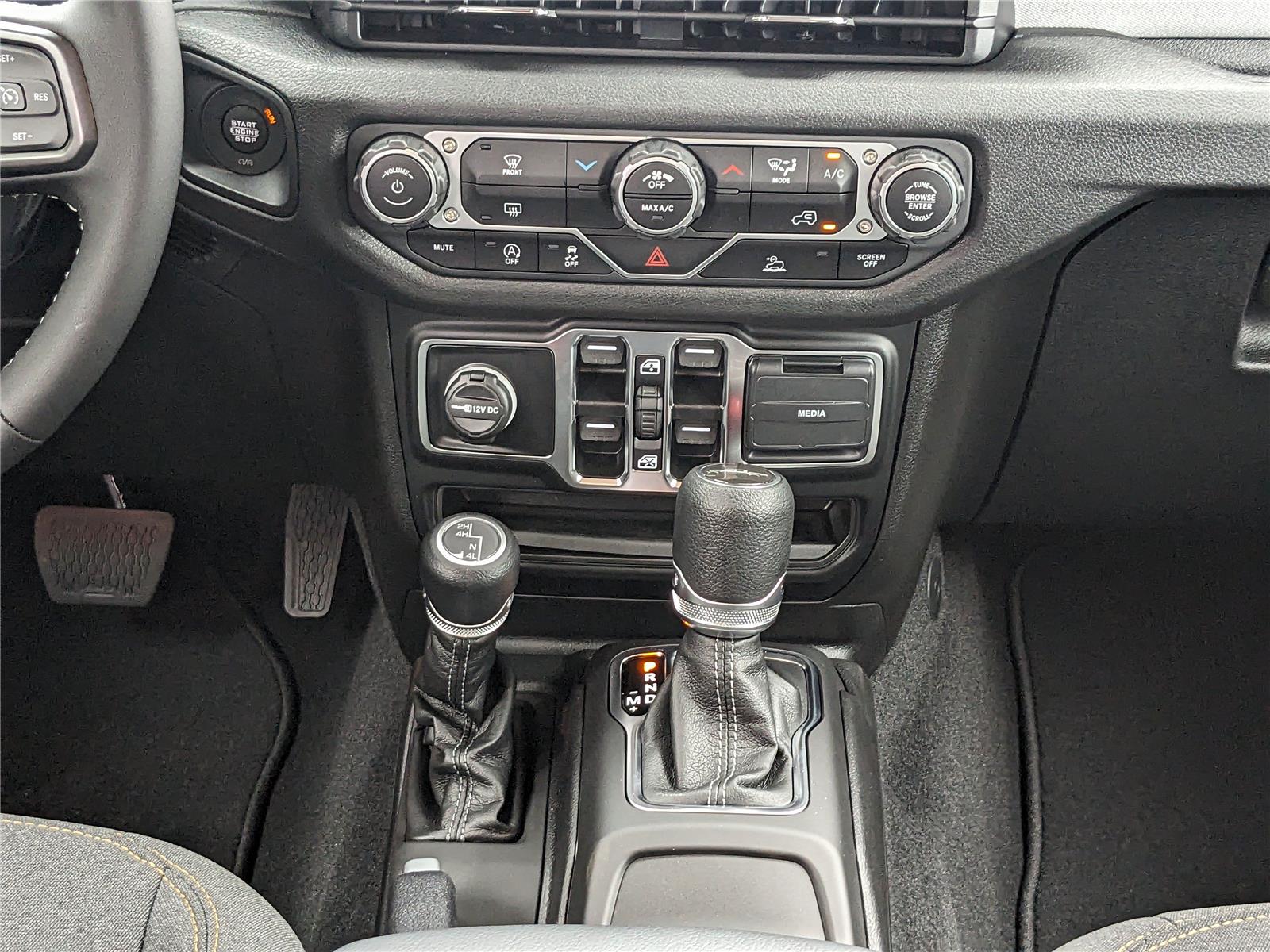 2025 Jeep Gladiator Sport S - Photo 19