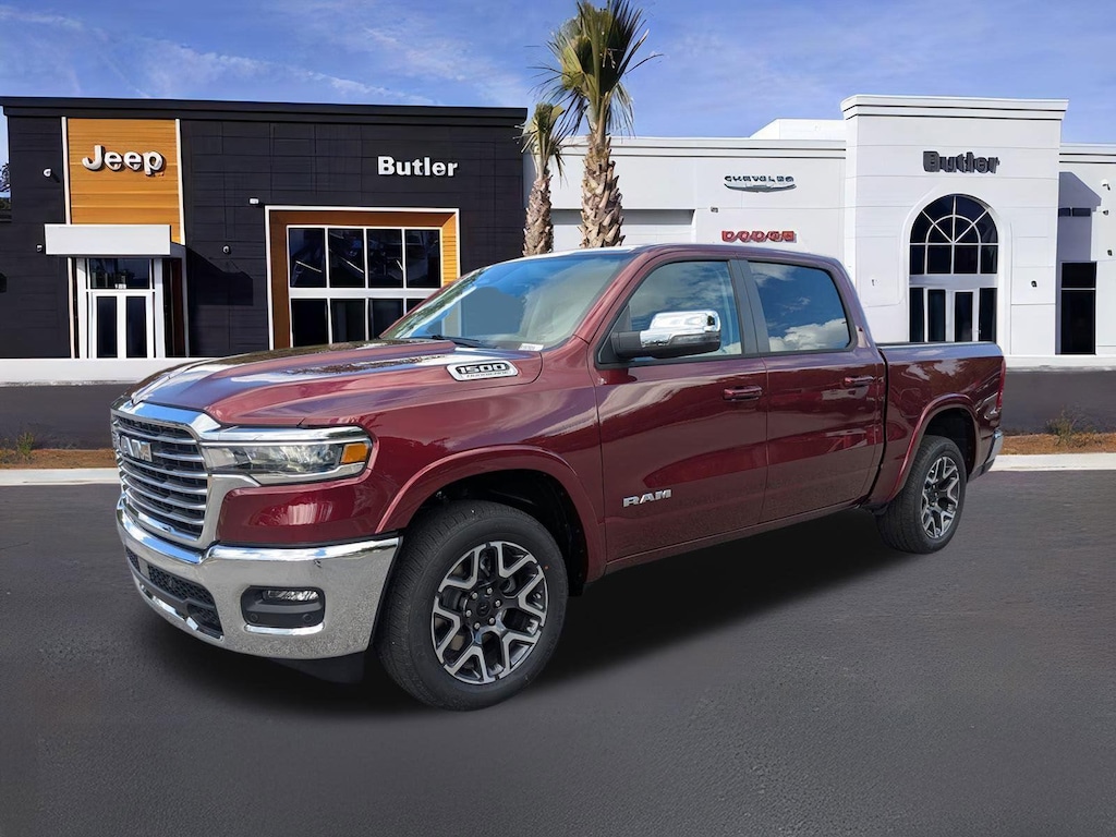 New 2026 Ram 1500 LARAMIE CREW CAB 4X4 5'7 BOX Pickup