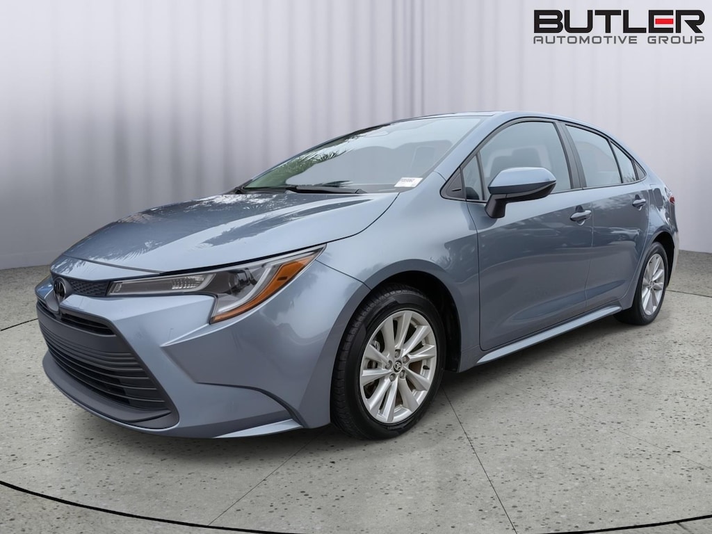 Used 2024 Toyota Corolla LE Car