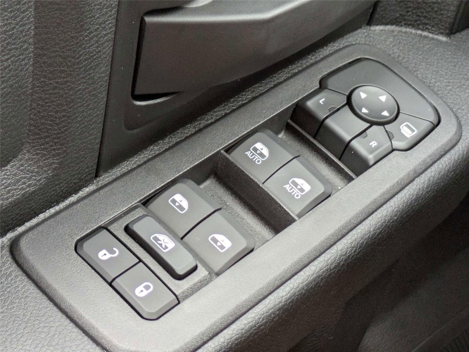 2026 RAM 2500 Tradesman - Photo 23