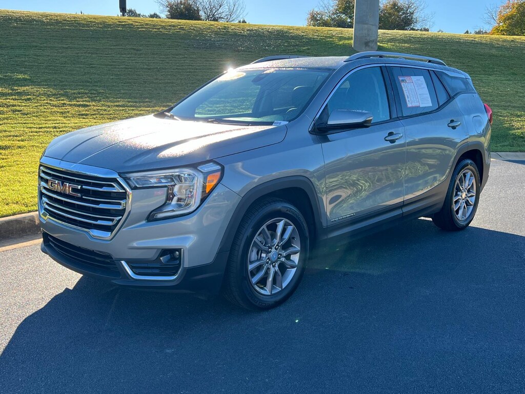 Used 2023 GMC Terrain SLT SUV