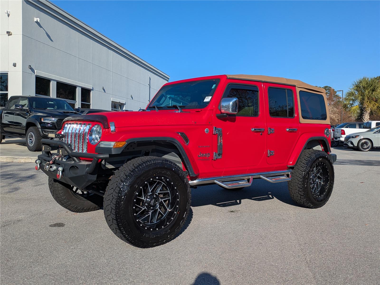 2019 Jeep Wrangler Unlimited Sahara's photo
