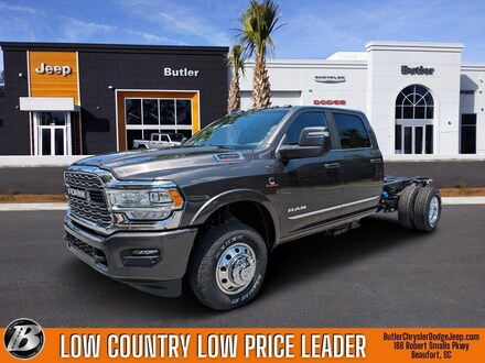 2024 Ram 3500 Chassis Cab 3500 LIMITED CREW CAB CHASSIS 4X4 60' CA Pickup