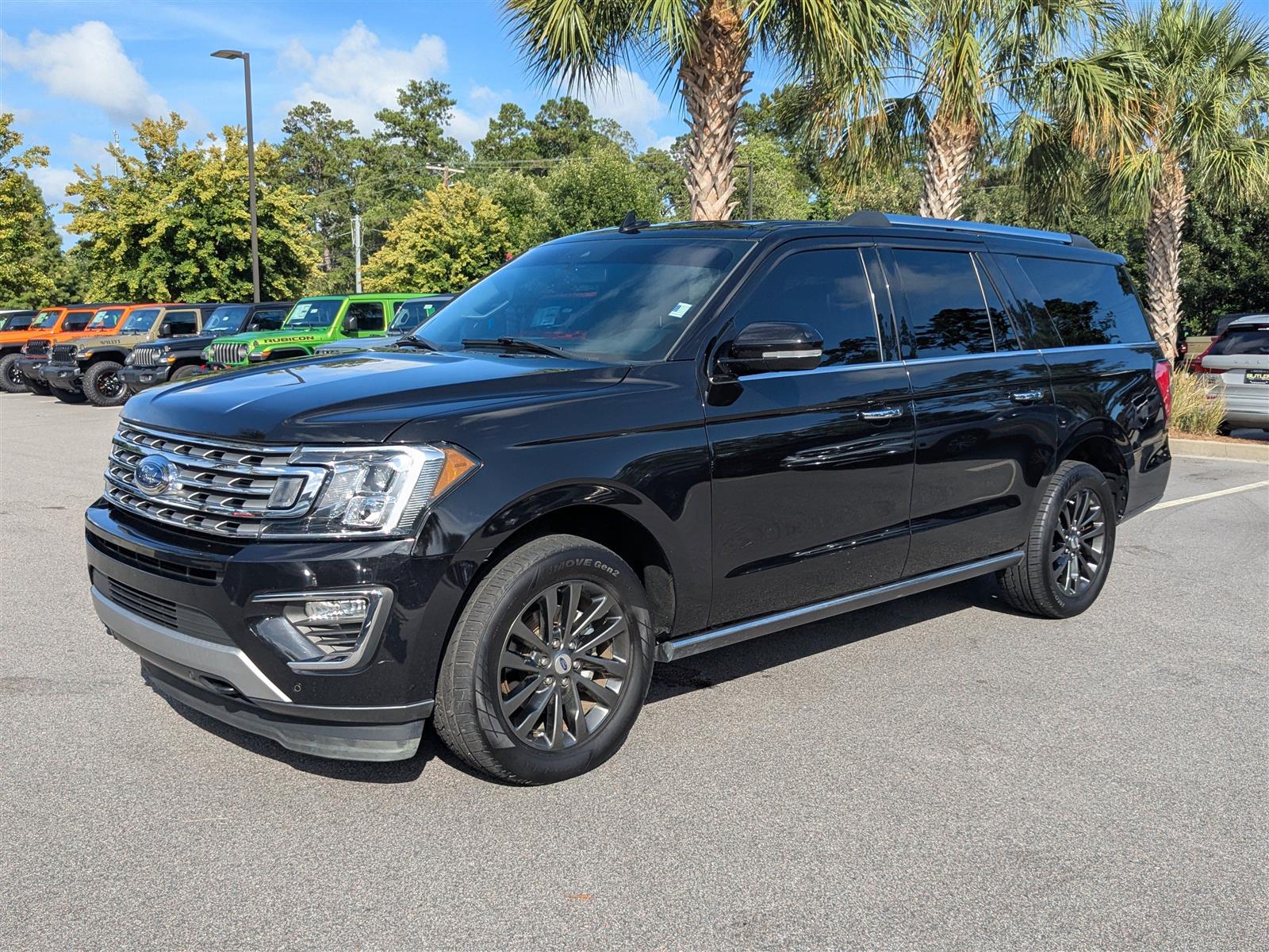 2020 Ford Expedition MAX Limited photo 2