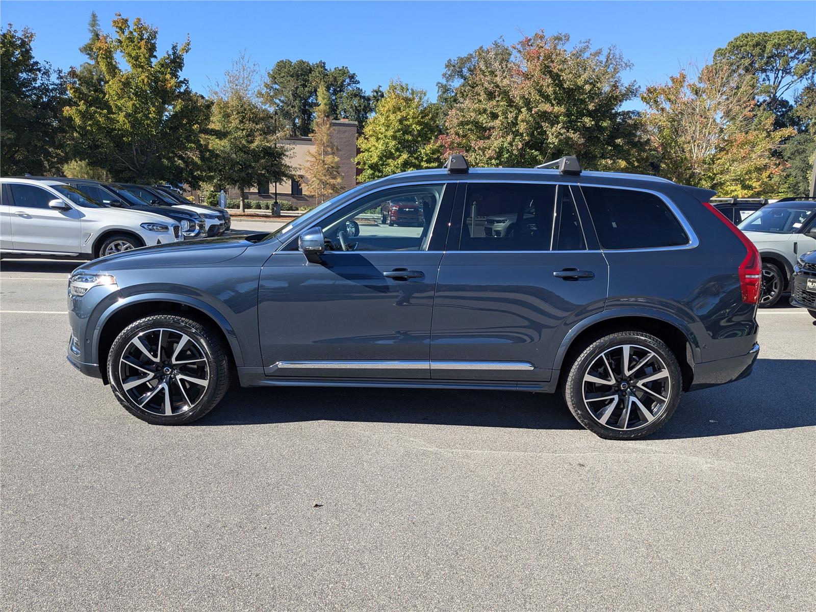 2023 Volvo XC90 Plus photo 3