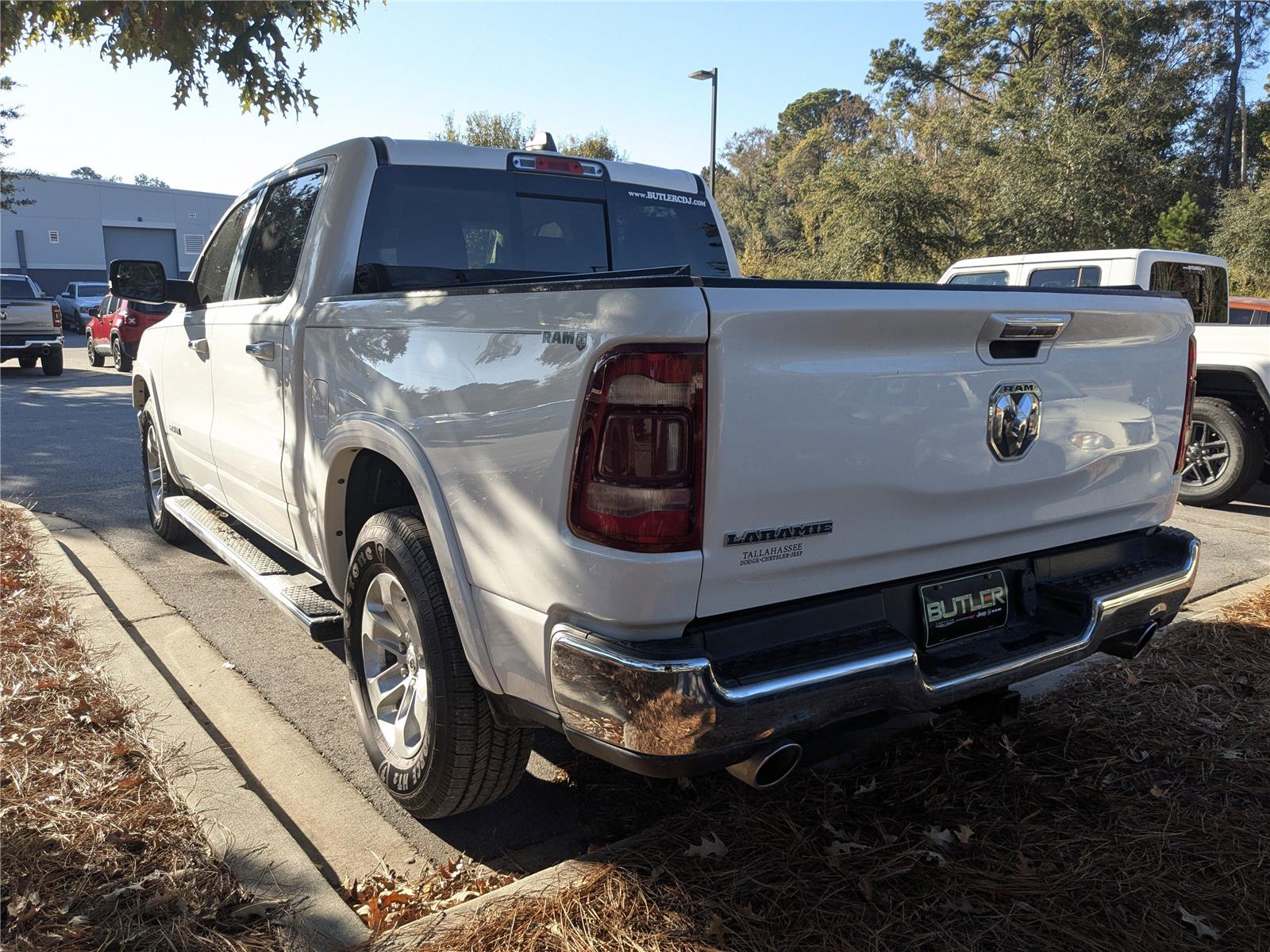 2022 Ram 1500 Laramie photo 2