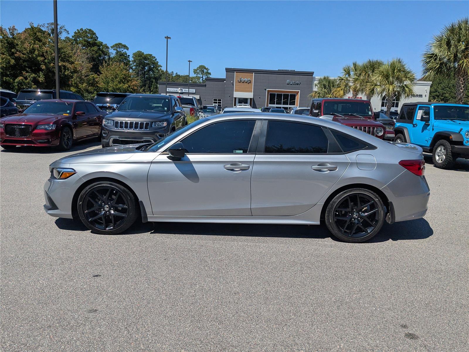 2022 Honda Civic Sport photo 2