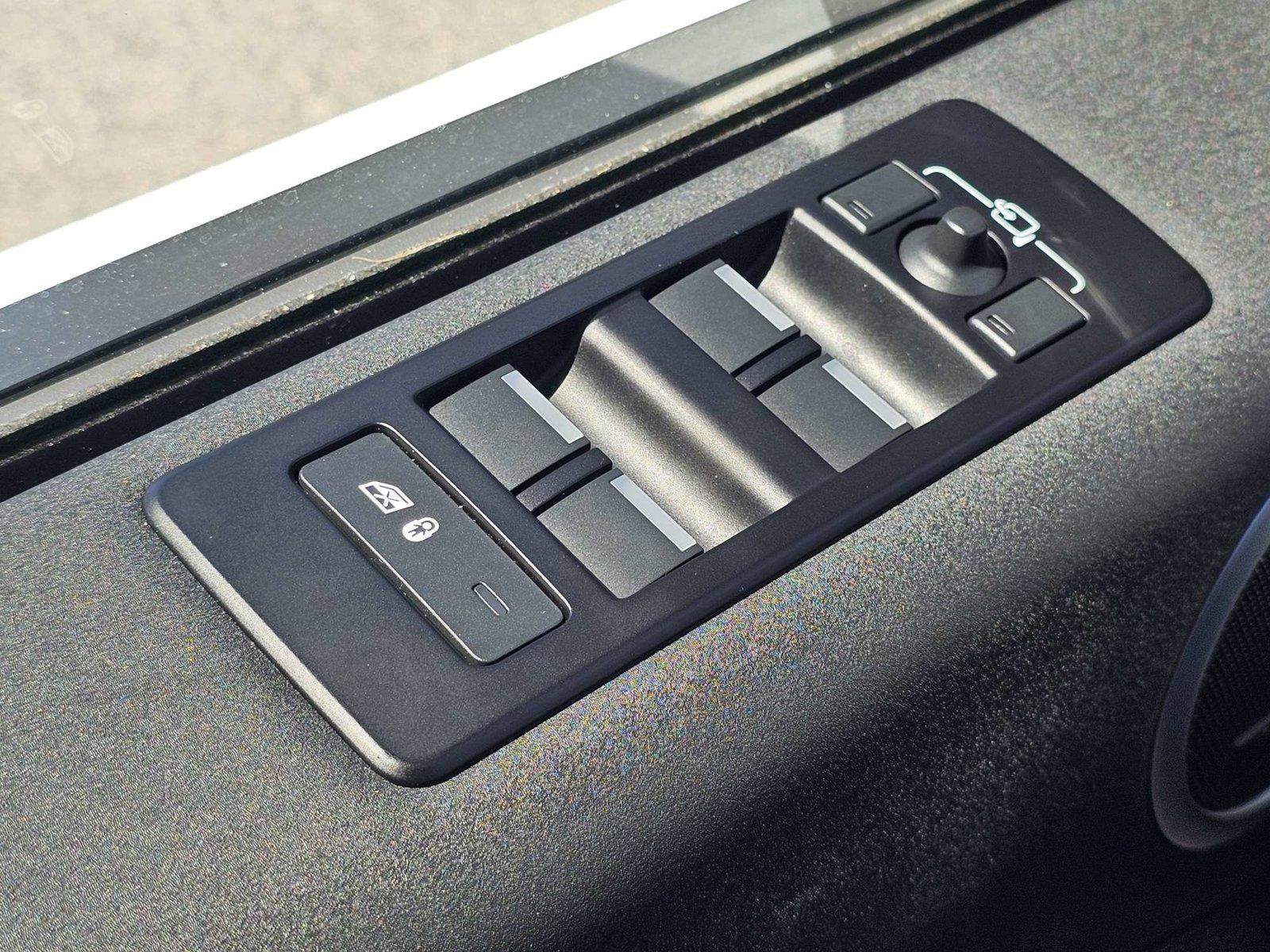 2024 Land Rover Discovery S - Photo 26