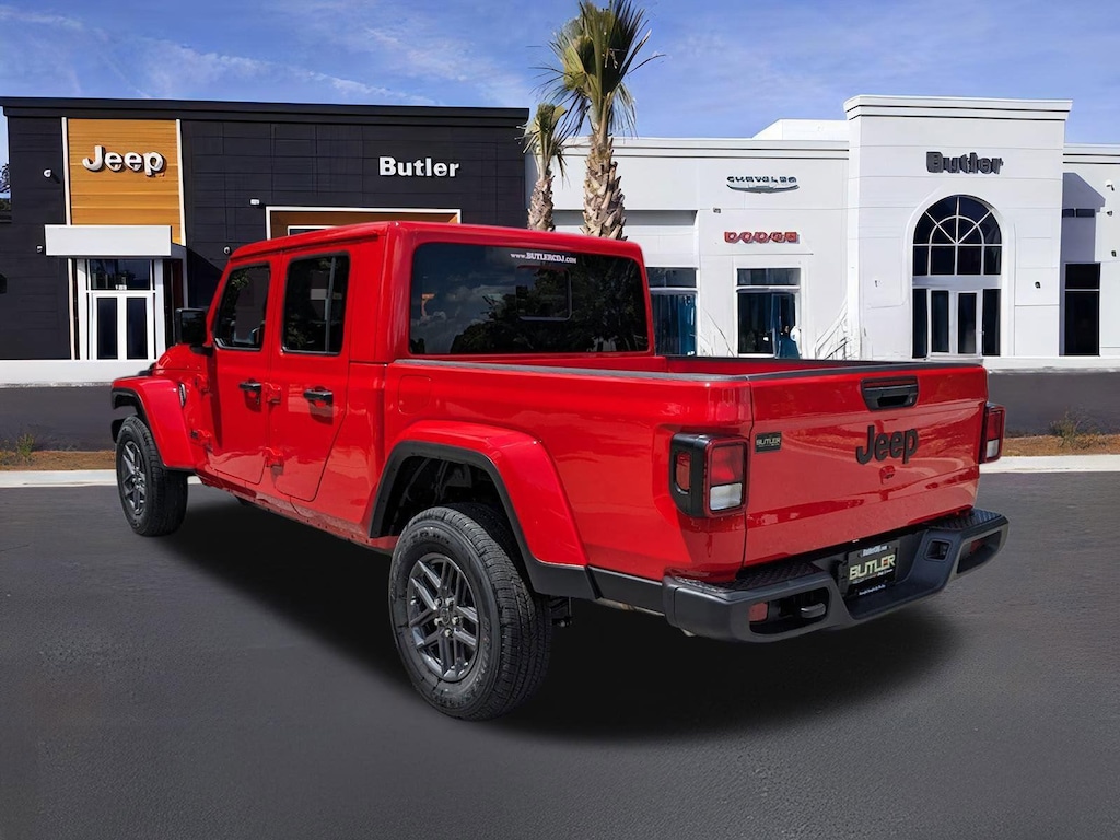 New 2025 Jeep Gladiator SPORT S 4X4 Pickup