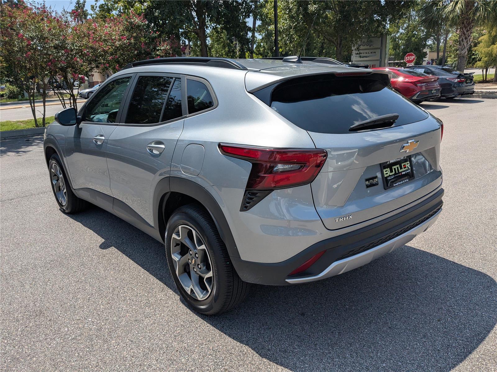 2024 Chevrolet Trax LT photo 4