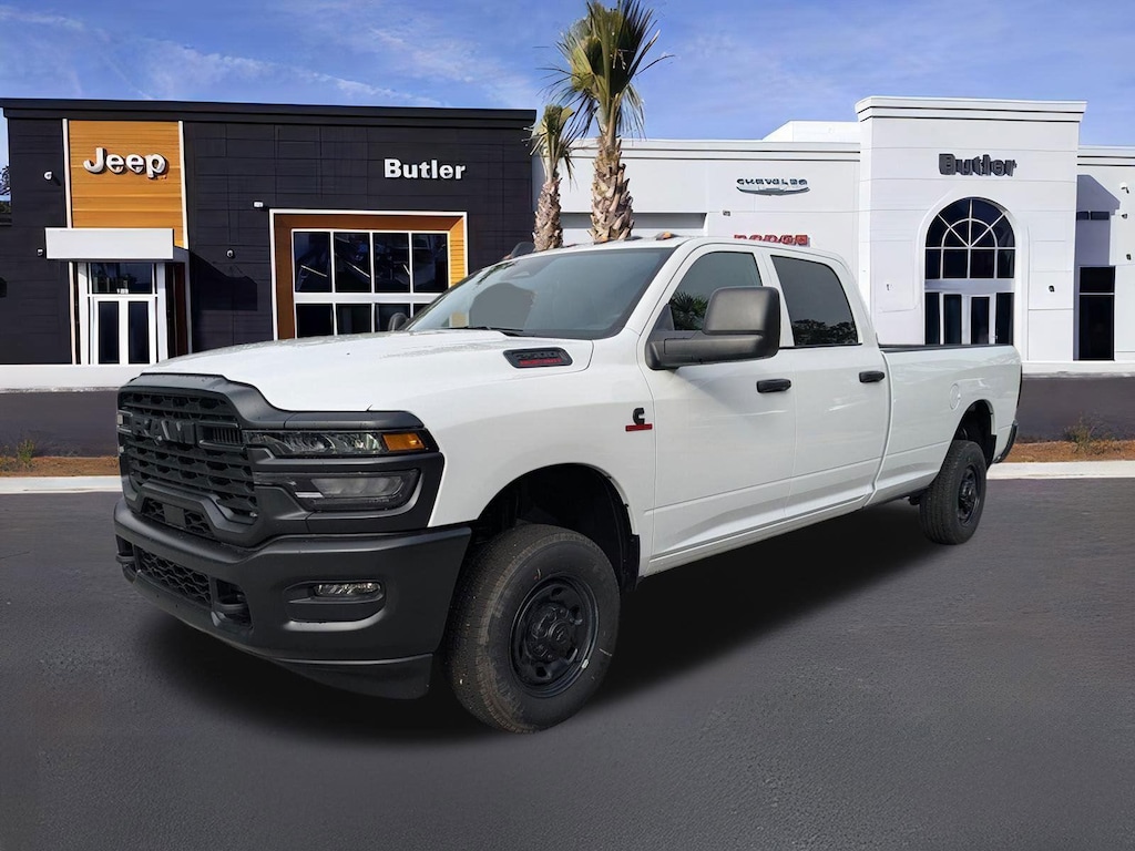 New 2026 Ram 2500 TRADESMAN CREW CAB 4X4 8' BOX Pickup