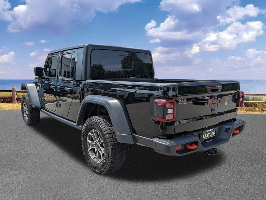 Used 2024 Jeep Gladiator Mojave Truck