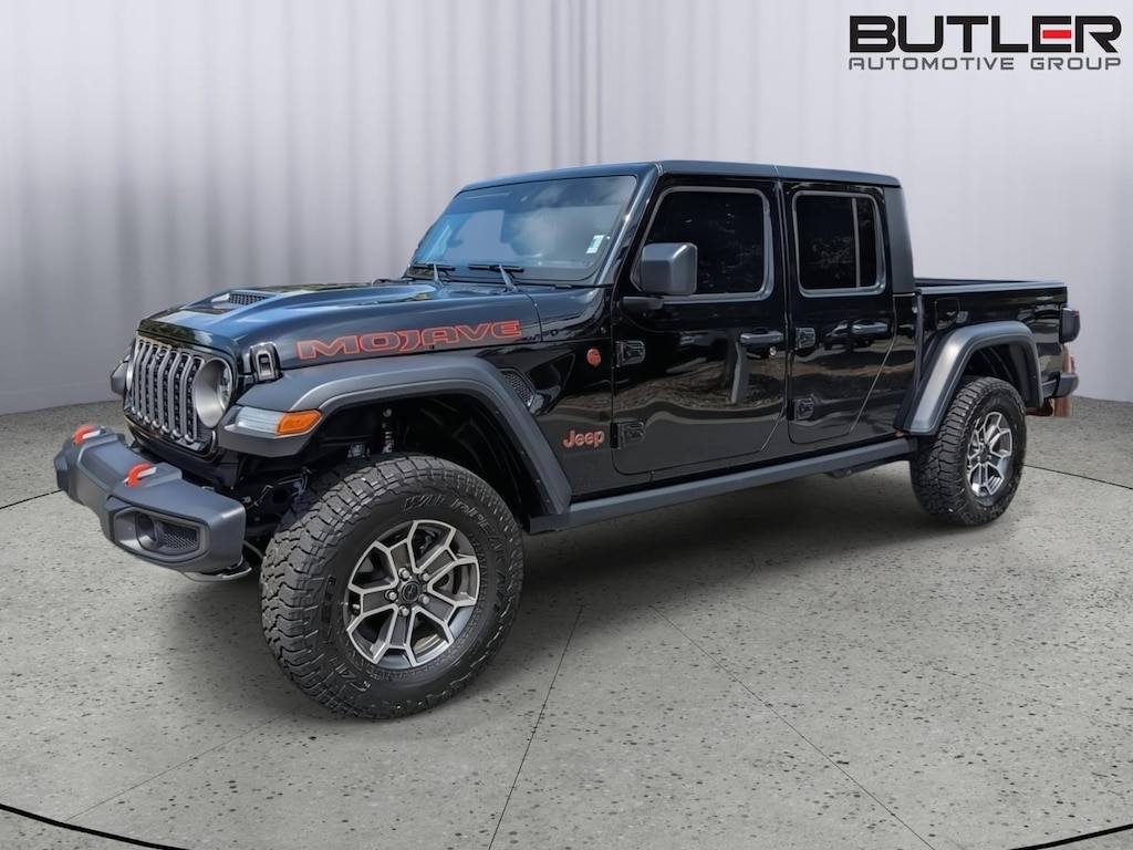 Used 2024 Jeep Gladiator Mojave Truck