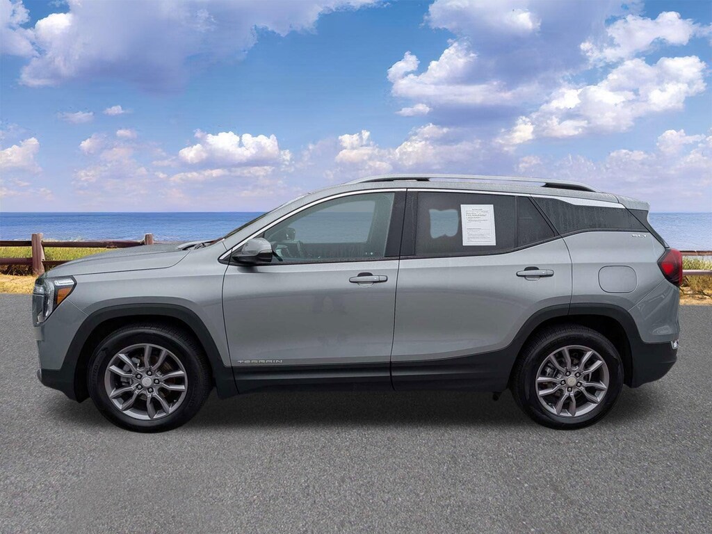 Used 2023 GMC Terrain SLT SUV