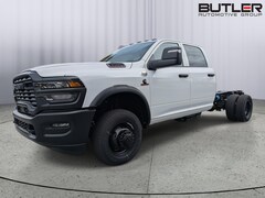2026 Ram 3500 TRADESMAN CREW CAB CHASSIS 4X4 60' CA Pickup