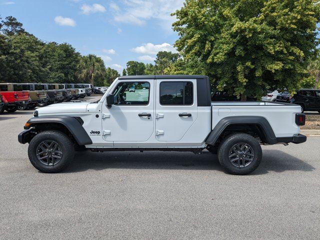 2025 Jeep Gladiator Sport S photo 3
