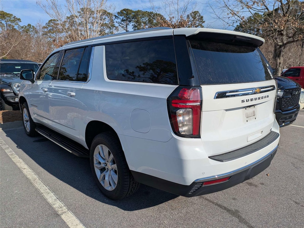 Used 2022 Chevrolet Suburban LT 2WD