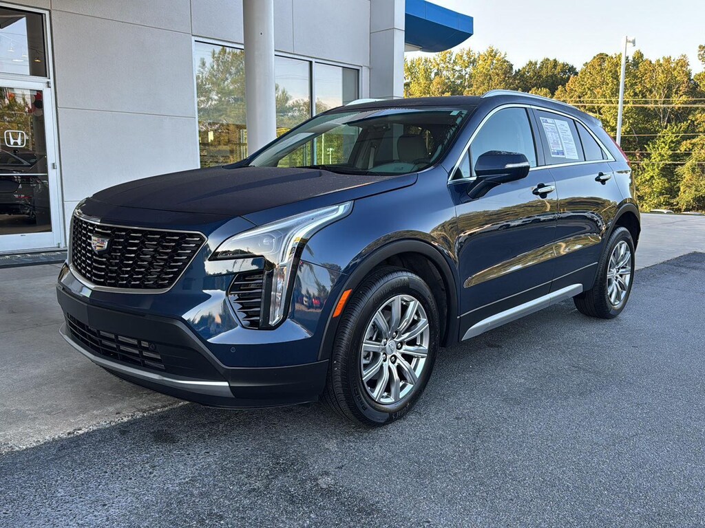 Used 2021 Cadillac XT4 FWD Premium Luxury SUV