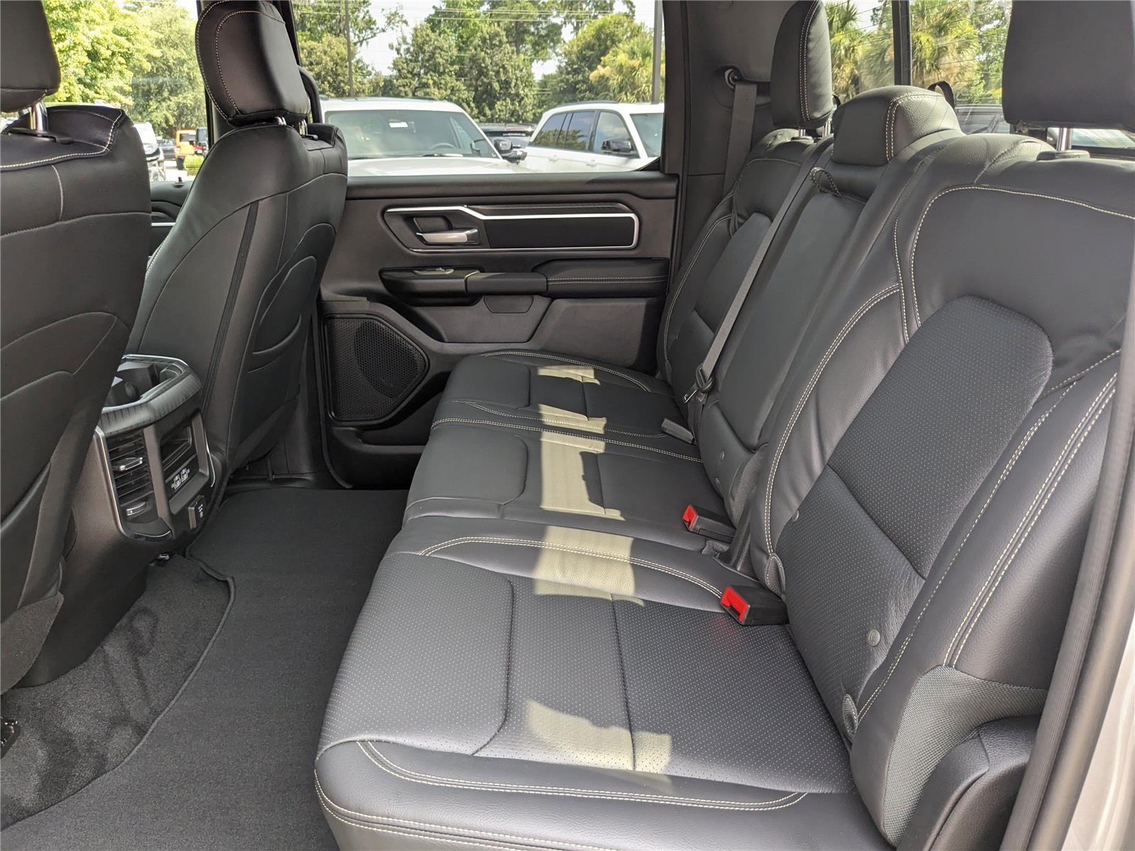 2025 RAM 1500 Big Horn/Lone Star - Photo 14