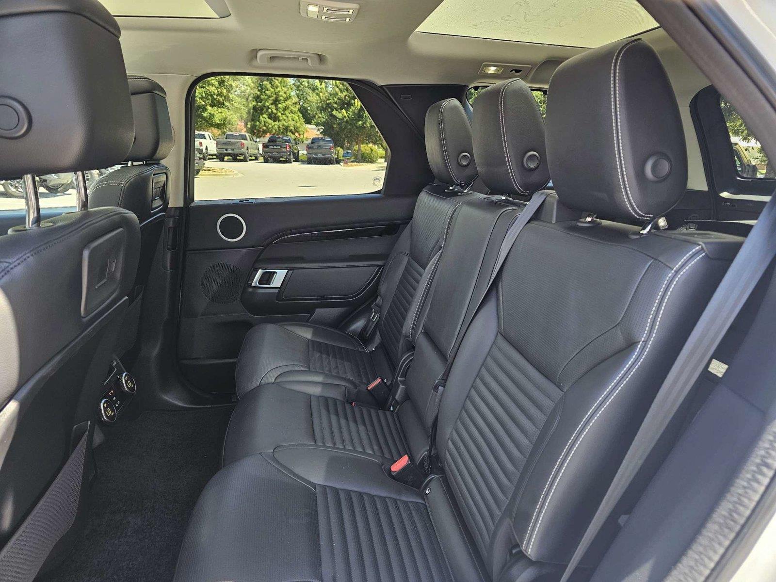 2024 Land Rover Discovery S - Photo 16