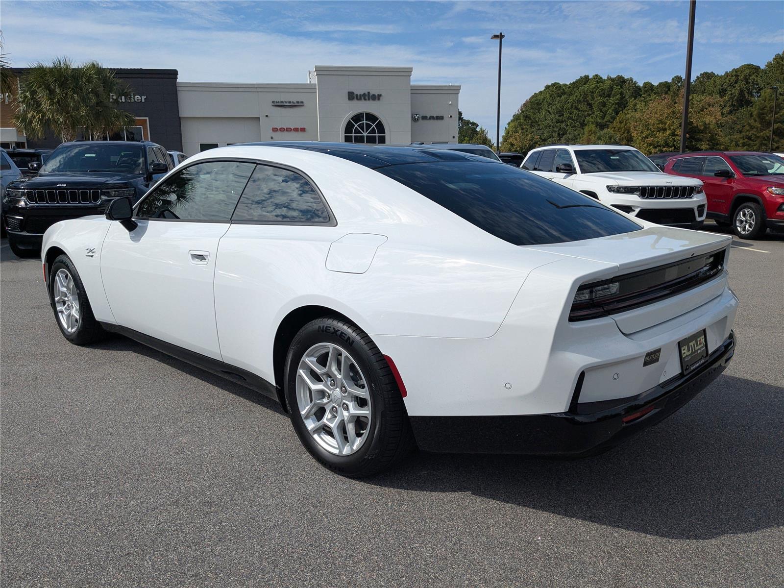 2025 Dodge Charger Daytona R/T photo 4