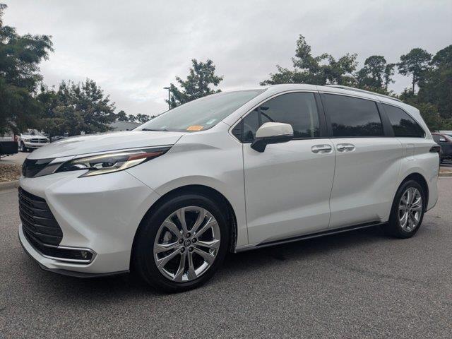 Used 2022 Toyota Sienna Platinum with VIN 5TDERKEC3NS108000 for sale in Beaufort, SC