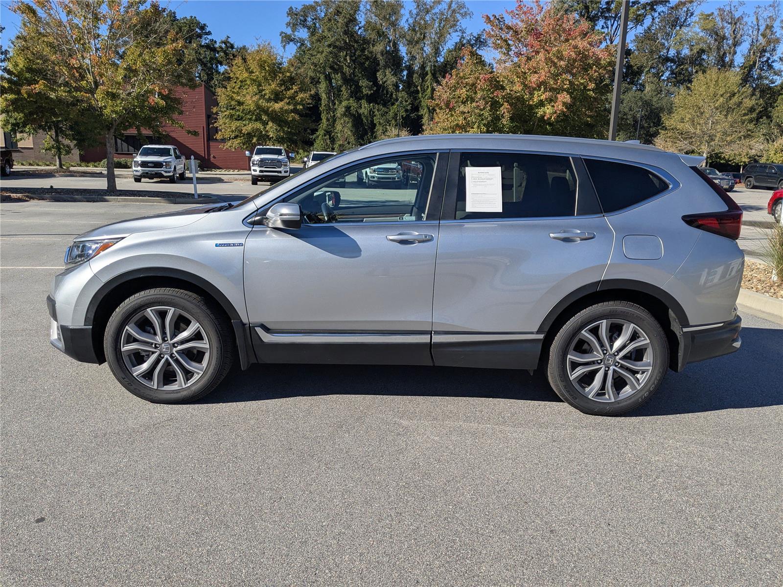 2020 Honda CR-V Hybrid Touring photo 3