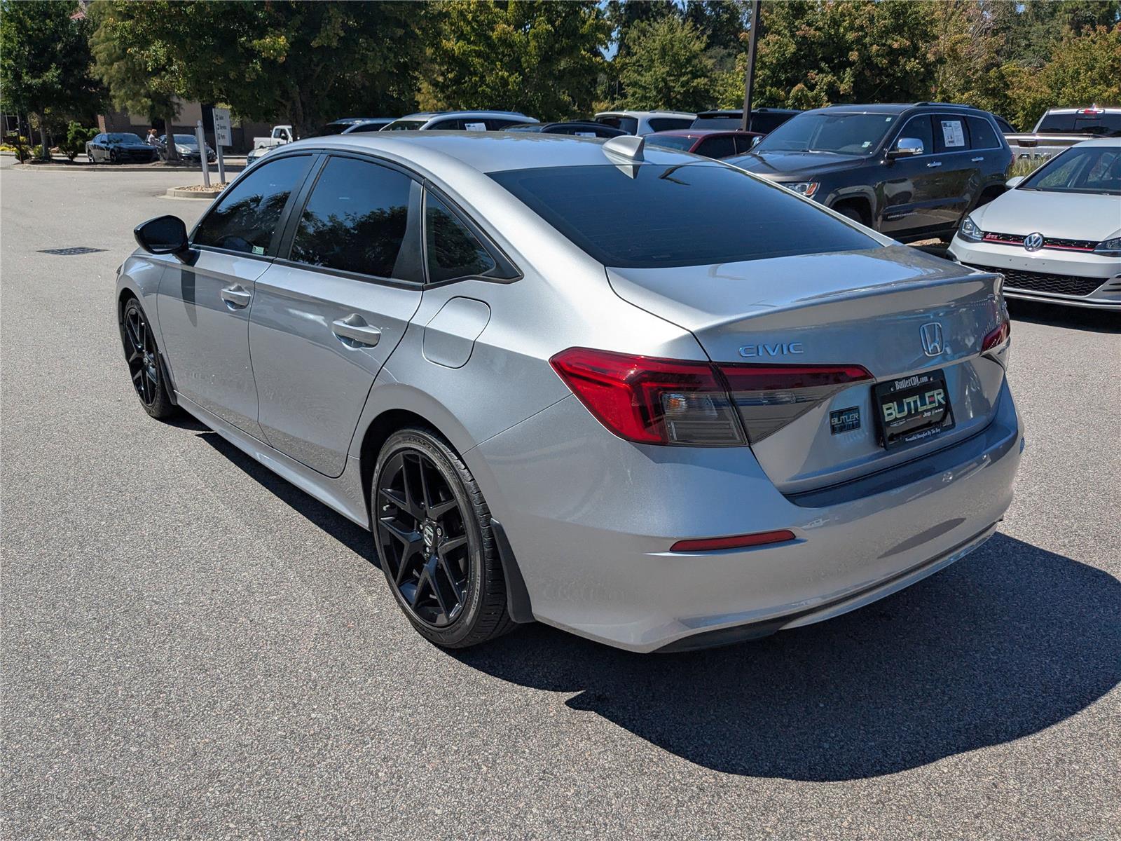 2022 Honda Civic Sport photo 3