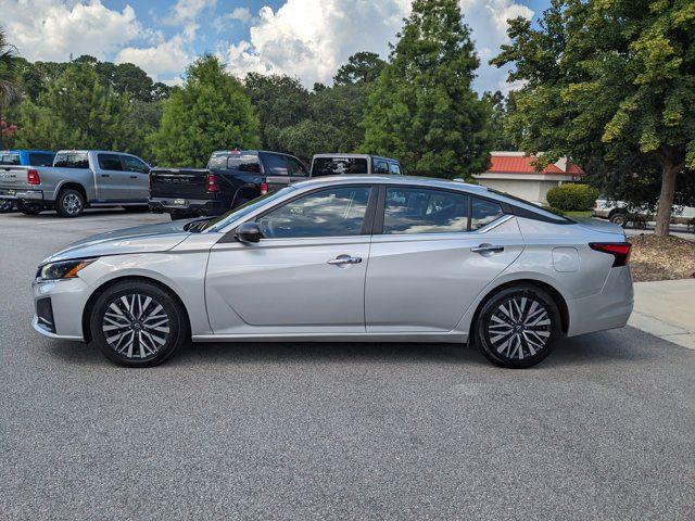 2024 Nissan Altima 2.5 SV photo 3