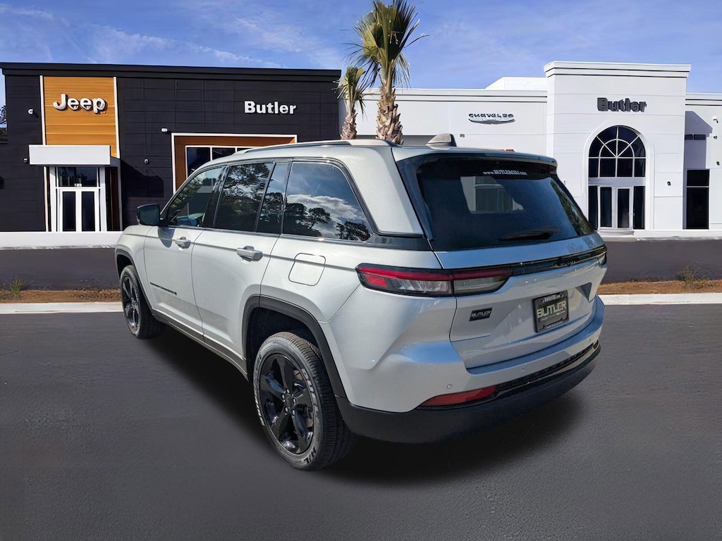 New 2025 Jeep Grand Cherokee ALTITUDE X 4X2 Sport Utility