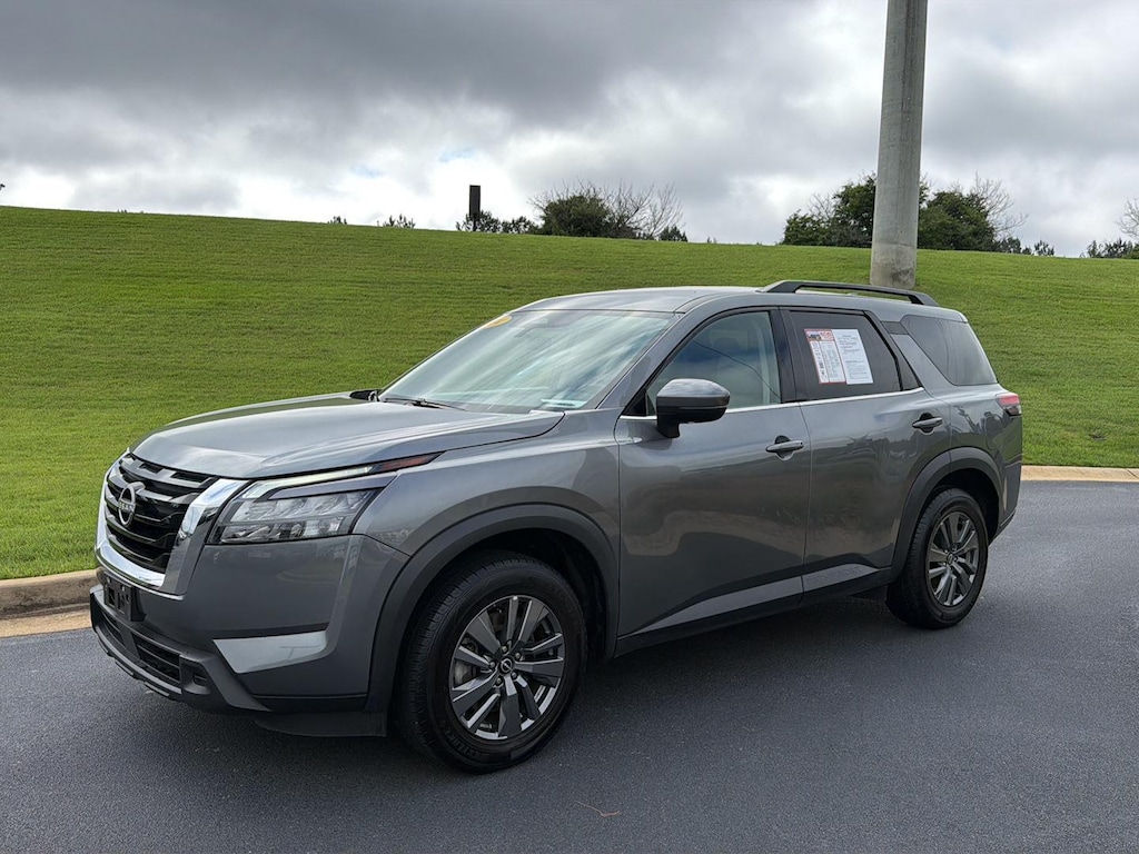 Used 2024 Nissan Pathfinder SV SUV